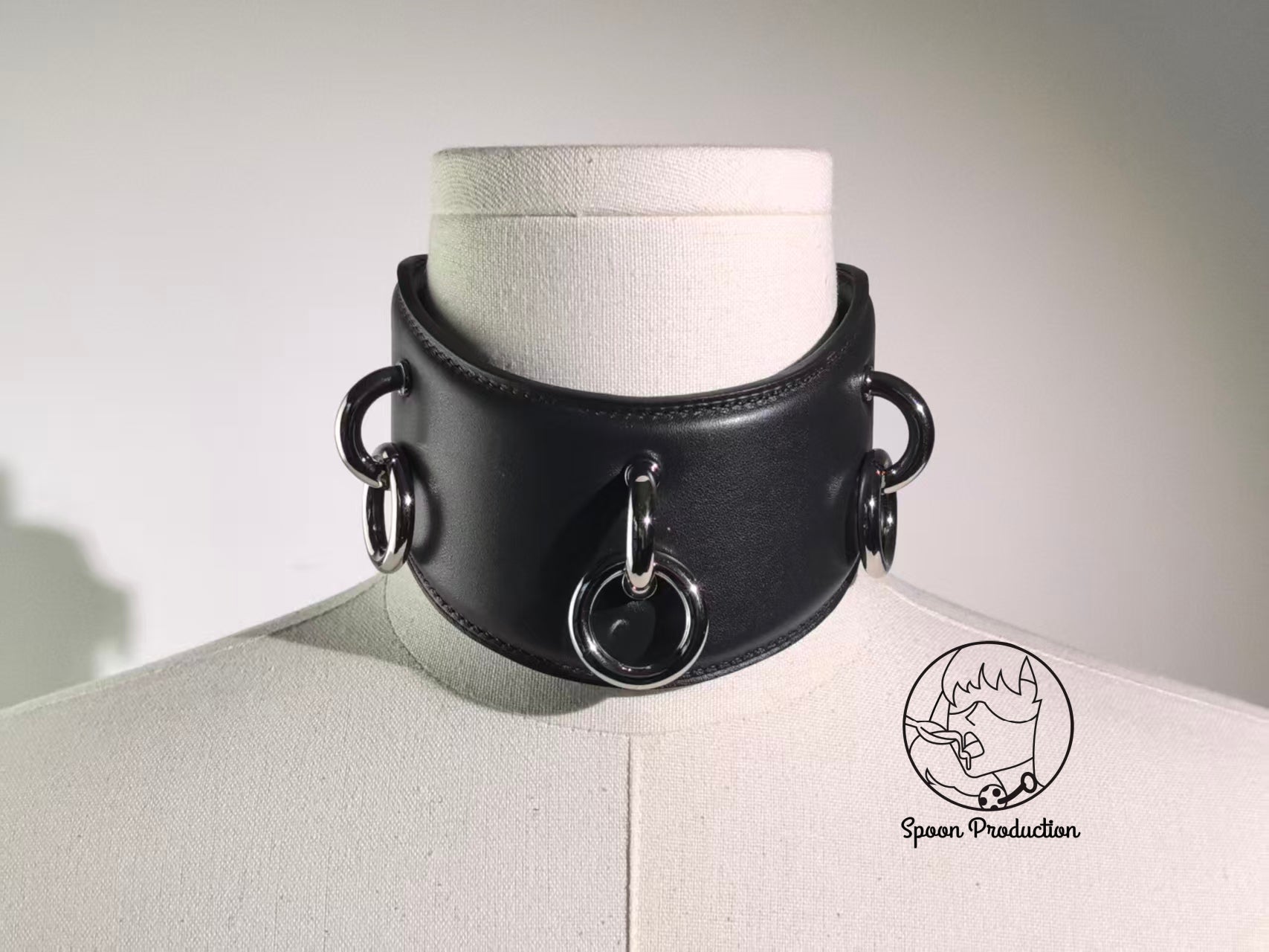 Curved Restraint Collar (Light Restriction)