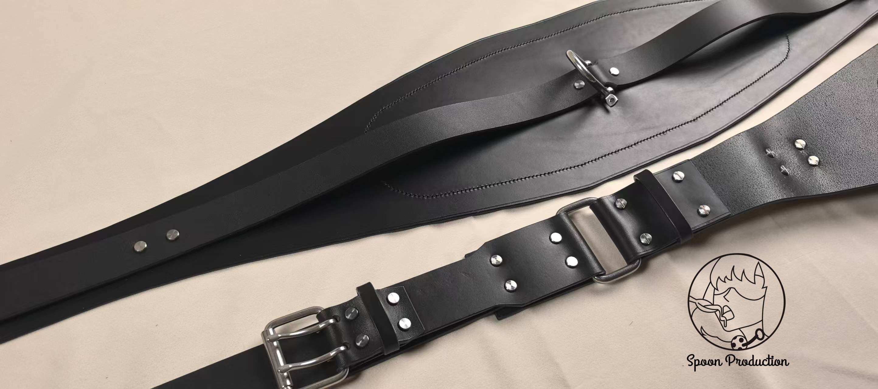 Thigh-Spreading Suspension Restraint Strap