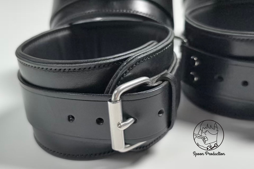 Restraint Shackle Set