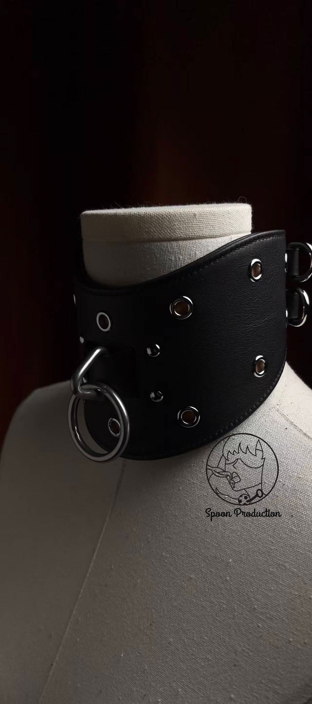 Curved Restraint Collar (Heavy Restriction)