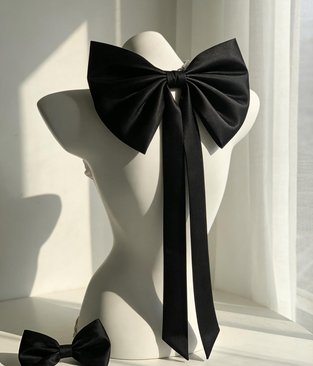 Bow Collar Nipple Clip Set by Undulate